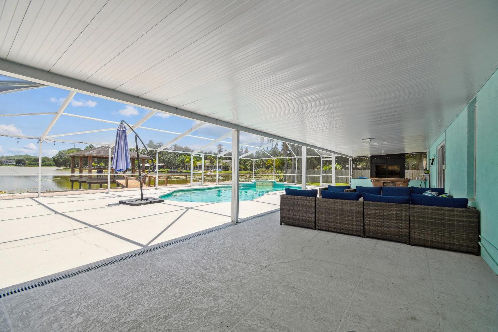 Lake House Westchase Area. Heated Pool Waterfront! Тампа Екстер'єр фото