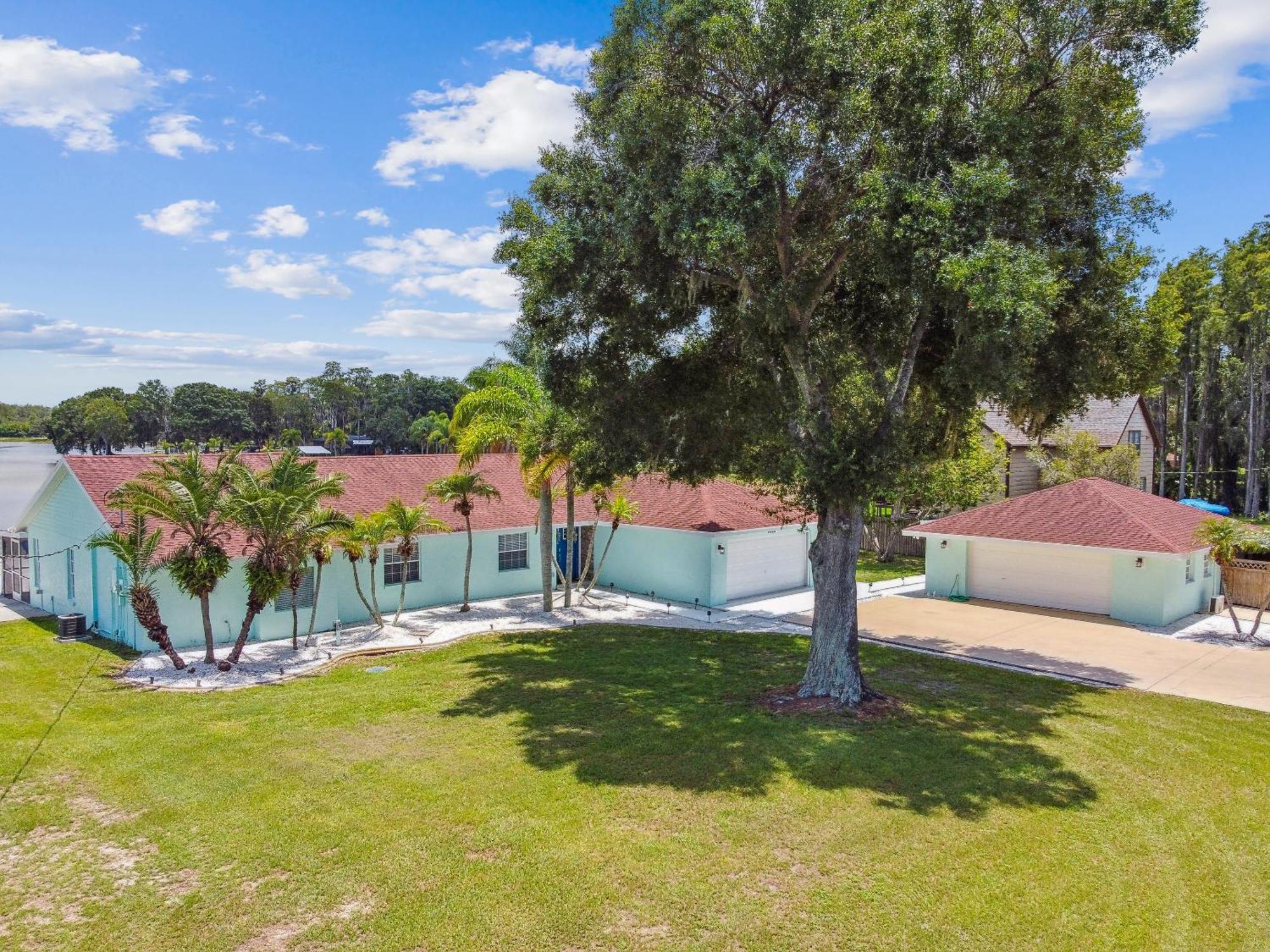 Lake House Westchase Area. Heated Pool Waterfront! Тампа Екстер'єр фото